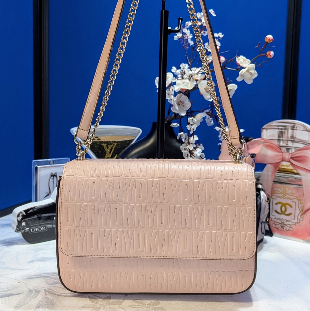 DKNY Mid Flap Pink Leater Shoulder/ Crossbody Bag With Gold Chain